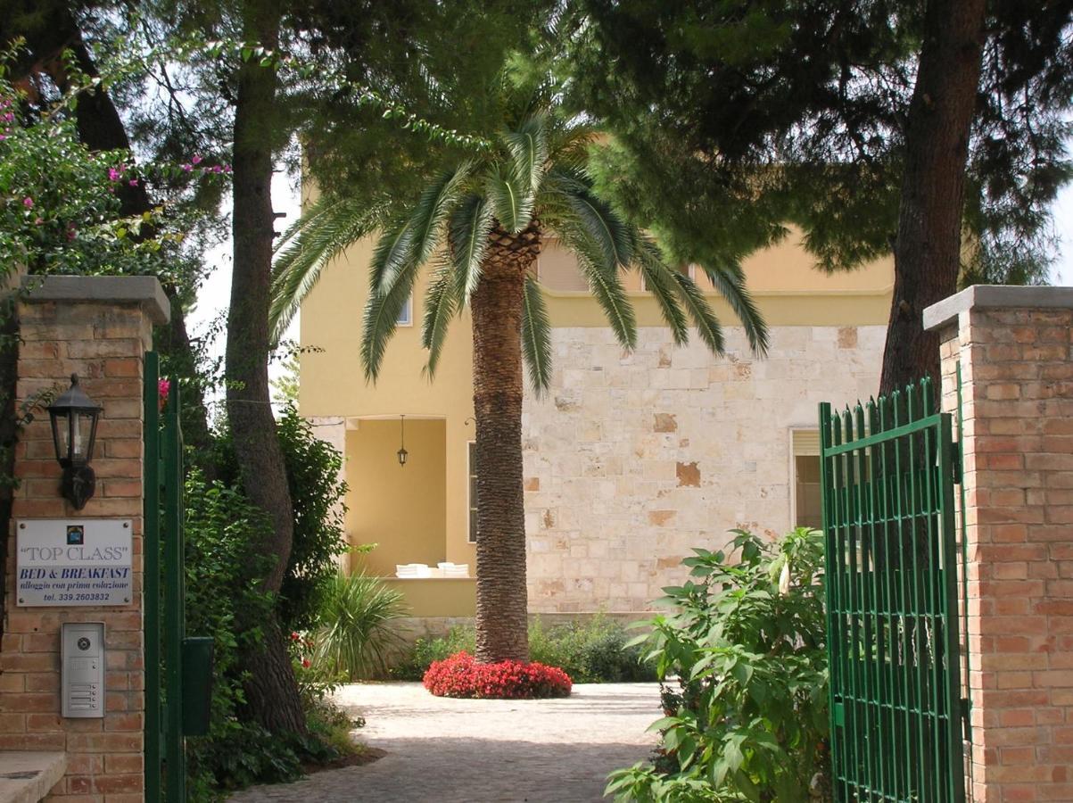 Bed And Breakfast Top Class Bari Buitenkant foto